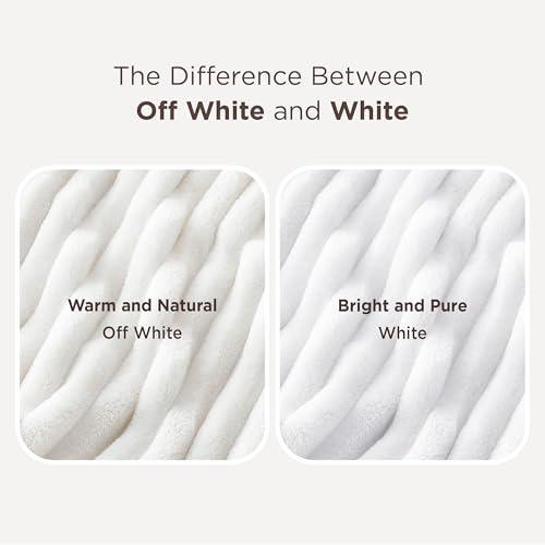 Manta Bedsure GentleSoft Blanca para Sofá: Suavidad y Estilo