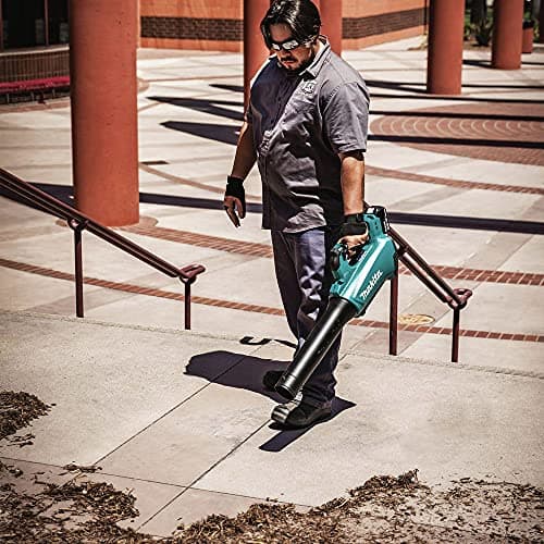 Makita XBU03SM1 18V LXT® Lithium-Ion Brushless Cordless Blower Kit (4.0Ah) thumbnail 5