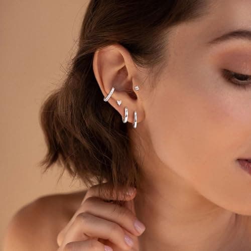 Set de Aretes con Poste Plano M MOOHAM para Mujer y Adolescentes