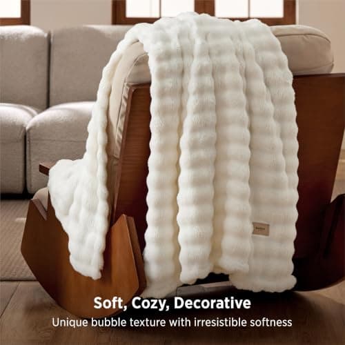 Manta Bedsure Cloud Bubble Suave y Decorativa, Blanca 50"x60"