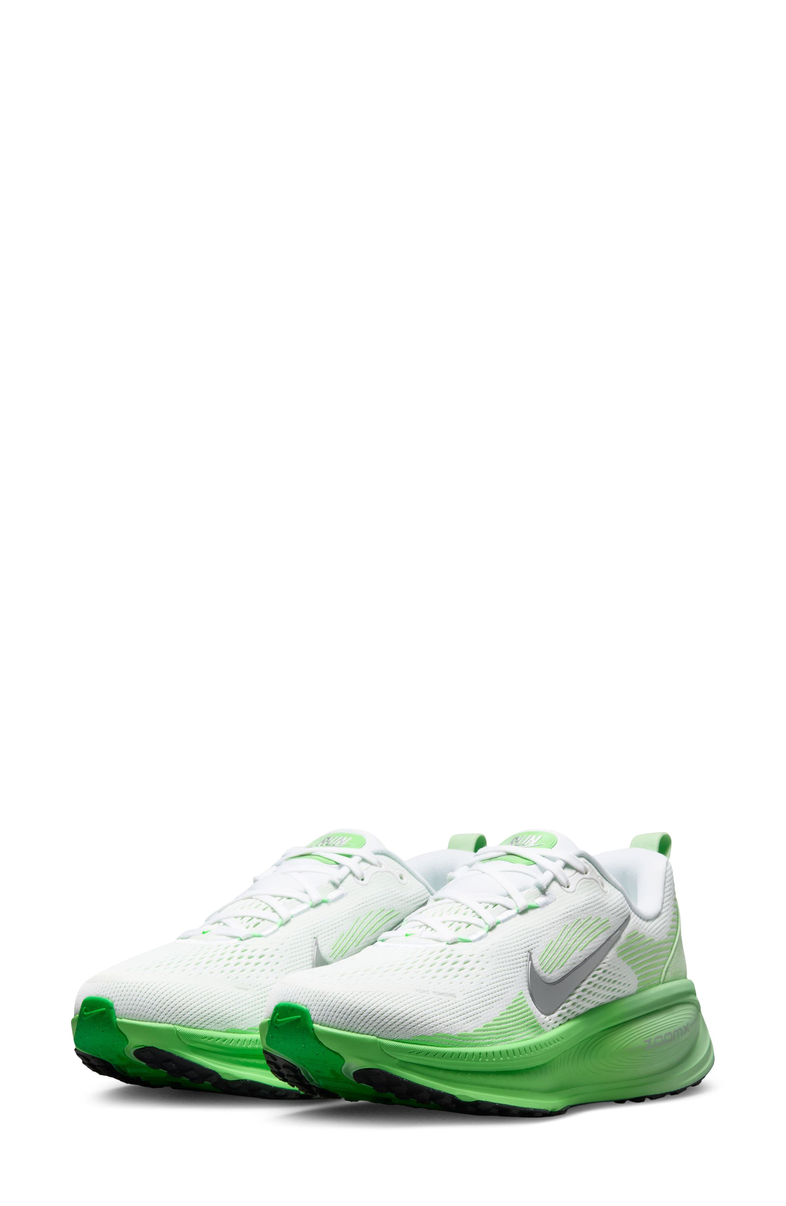 Nike Women's Vomero 18 Running Shoe (White/Green/Silver)